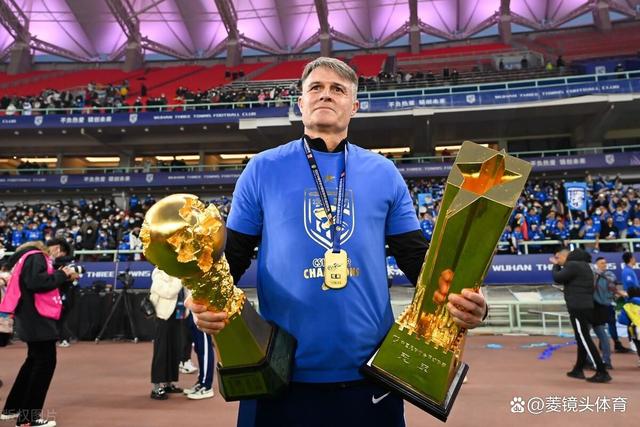 爱游戏体育APP-武汉三镇加时末段复出首秀，志在葡超名次提升，目标明确，更衣室氛围转暖 